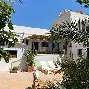 https://can-yuca.balearic-islands.net