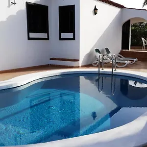 https://la-quinta-villas.in-canary-islands.com