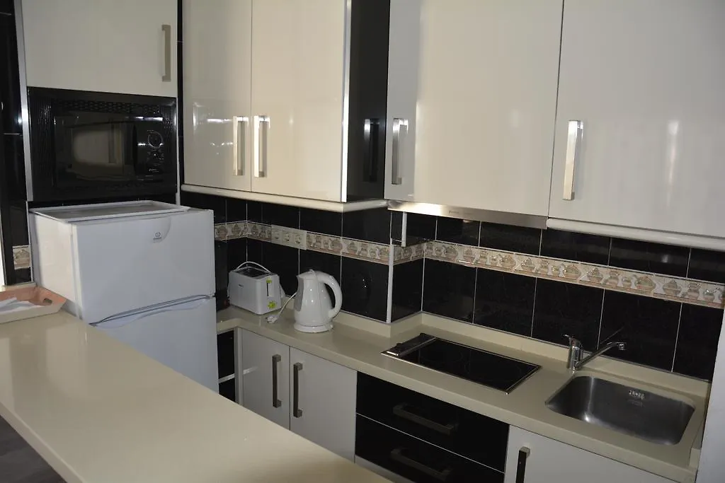 Apartamentos Mediterraneo Marbella 0*,  Spain