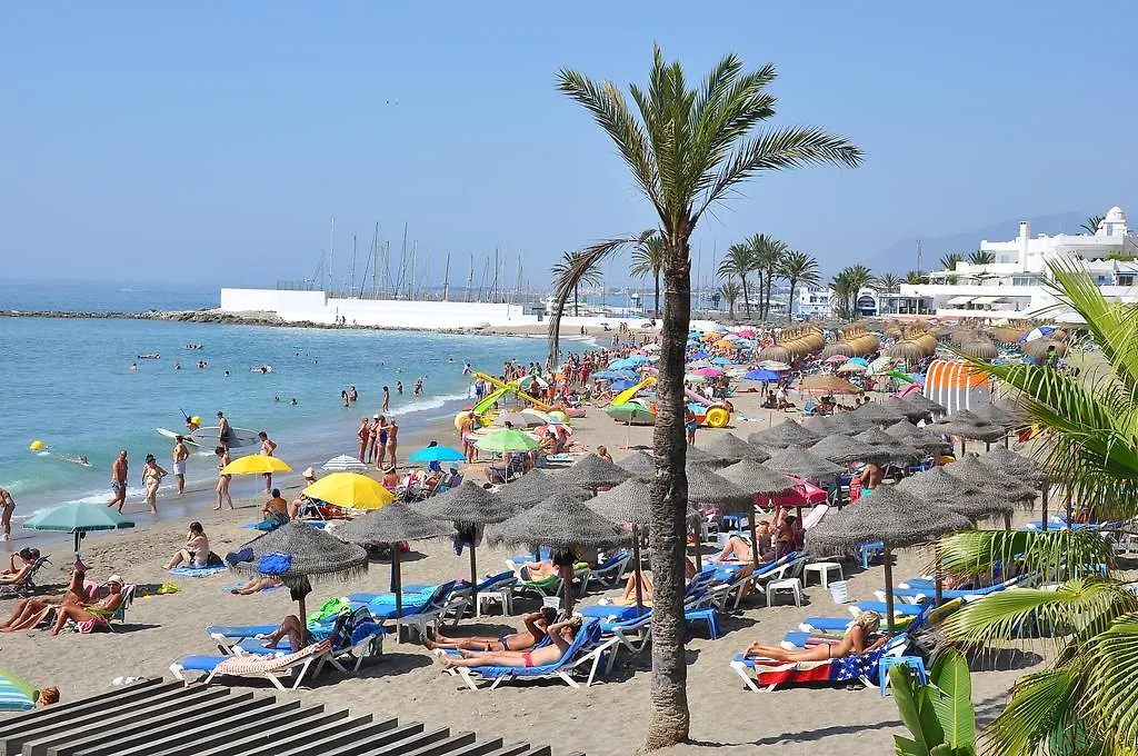 Apartamentos Mediterraneo Marbella Apartment