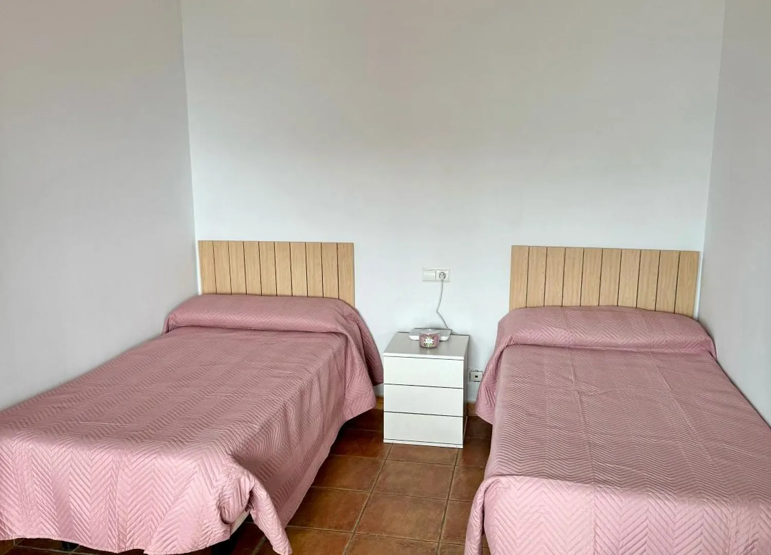 Apartamentos Mediterraneo Marbella 0*,  Spanien