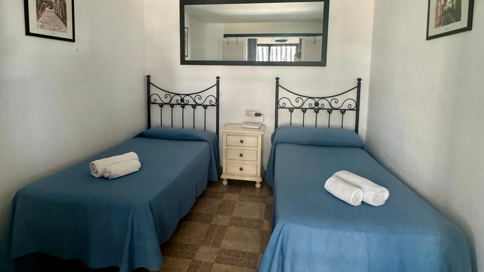 Apartamentos Mediterraneo Marbella 0*,  Spanien