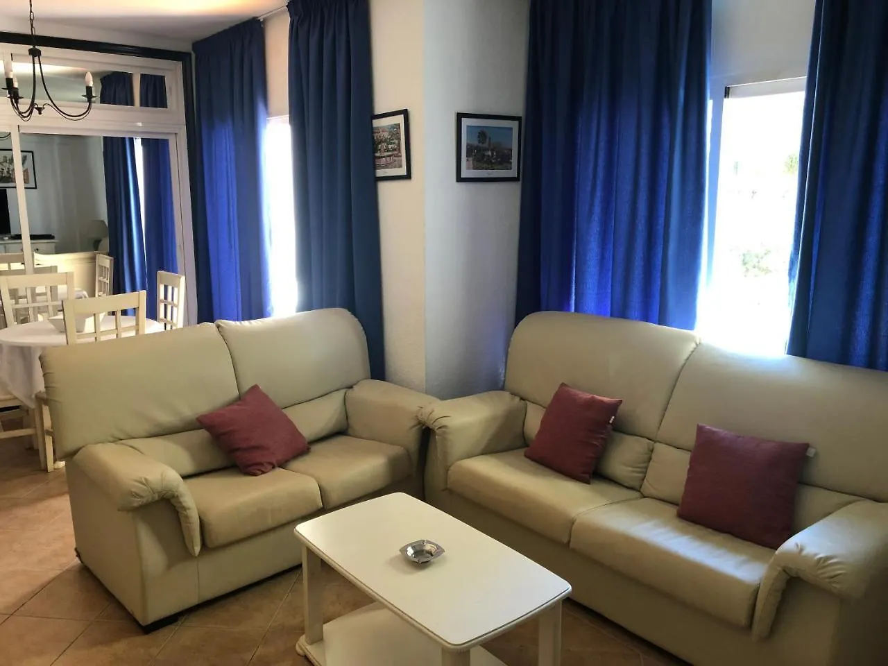 Apartamentos Mediterraneo Марбелья
